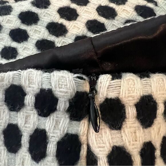 Milly Black Cream Houndstooth Virgin Wool Mini Skirt - Picture 3 of 5